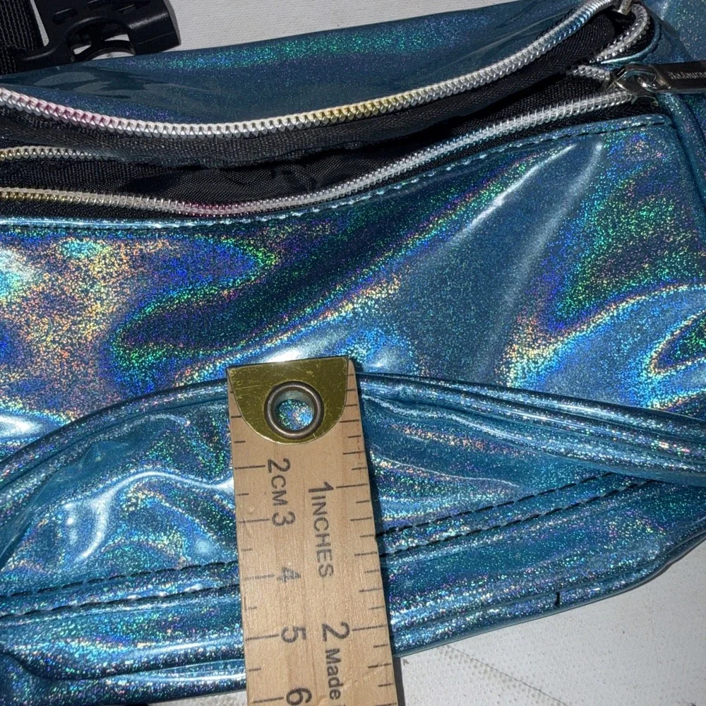 SoJourner Holographic Fanny Pack Belt Bag Blue Purse 90's Metallic Zip Pockets